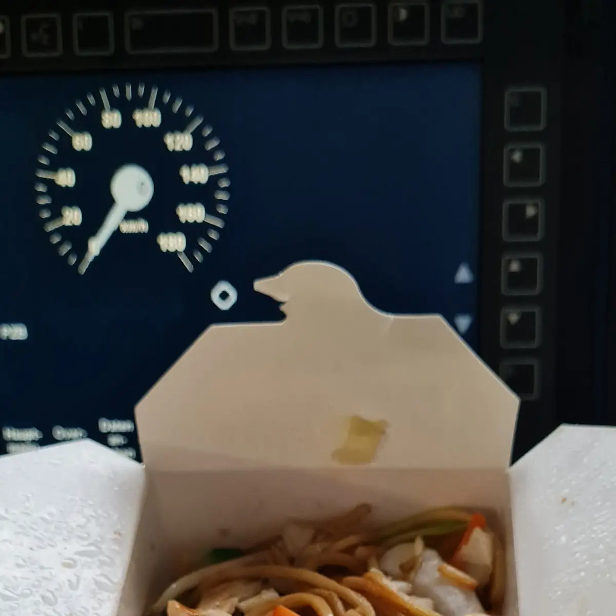 Nudelbox Mit Huhn & Gemüse