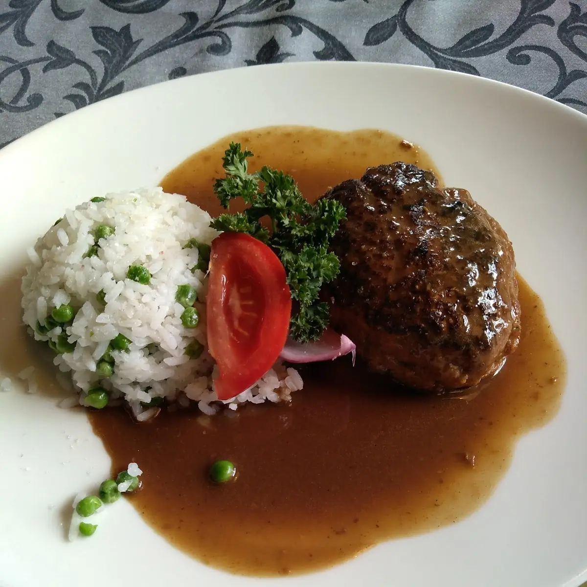 Stefaniebraten Mit Erbsenreis