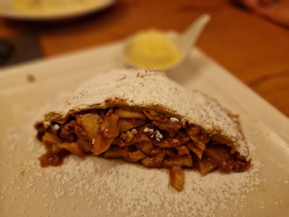 Apfelstrudel