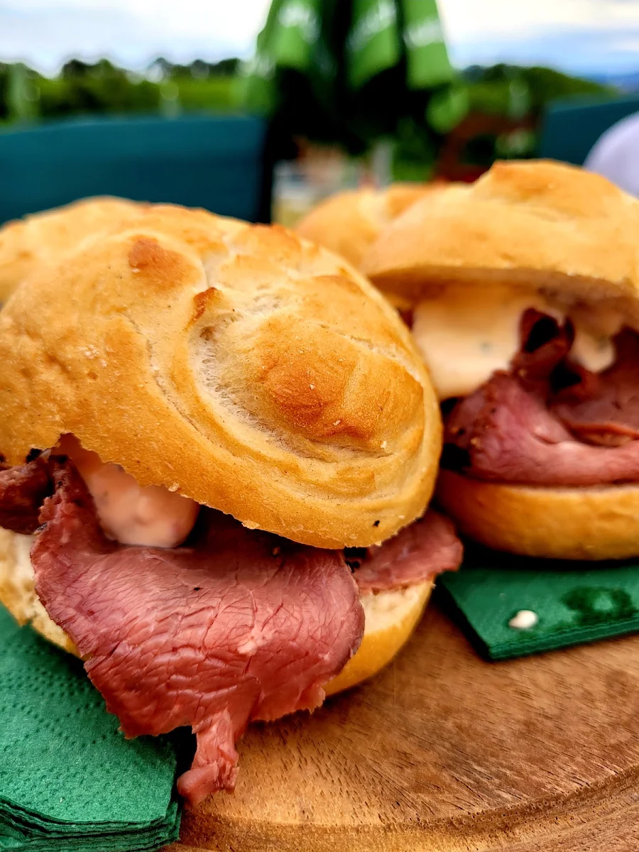 Roast Beef Burger