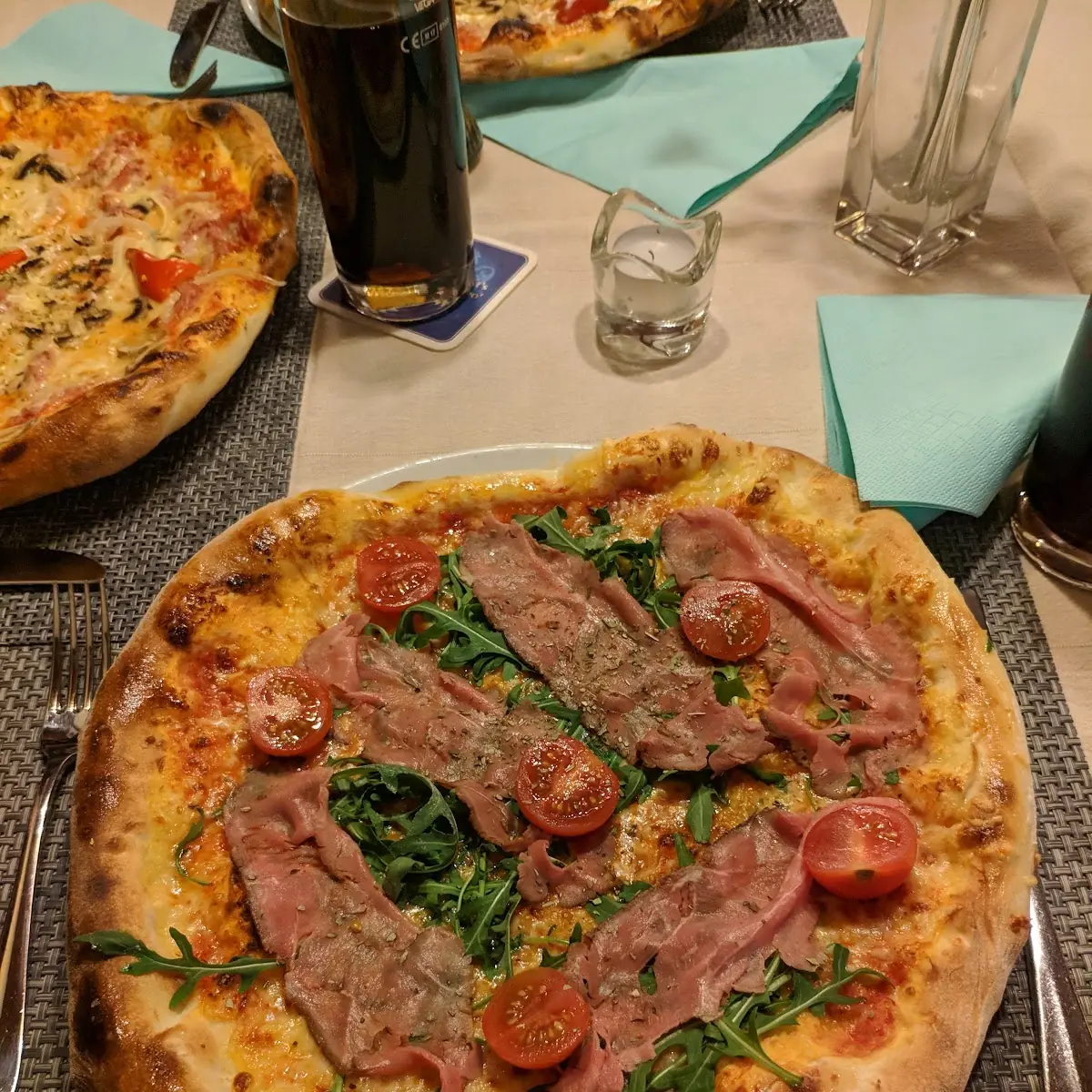 Roast Beef Pizza Mit Knoblauch Dip