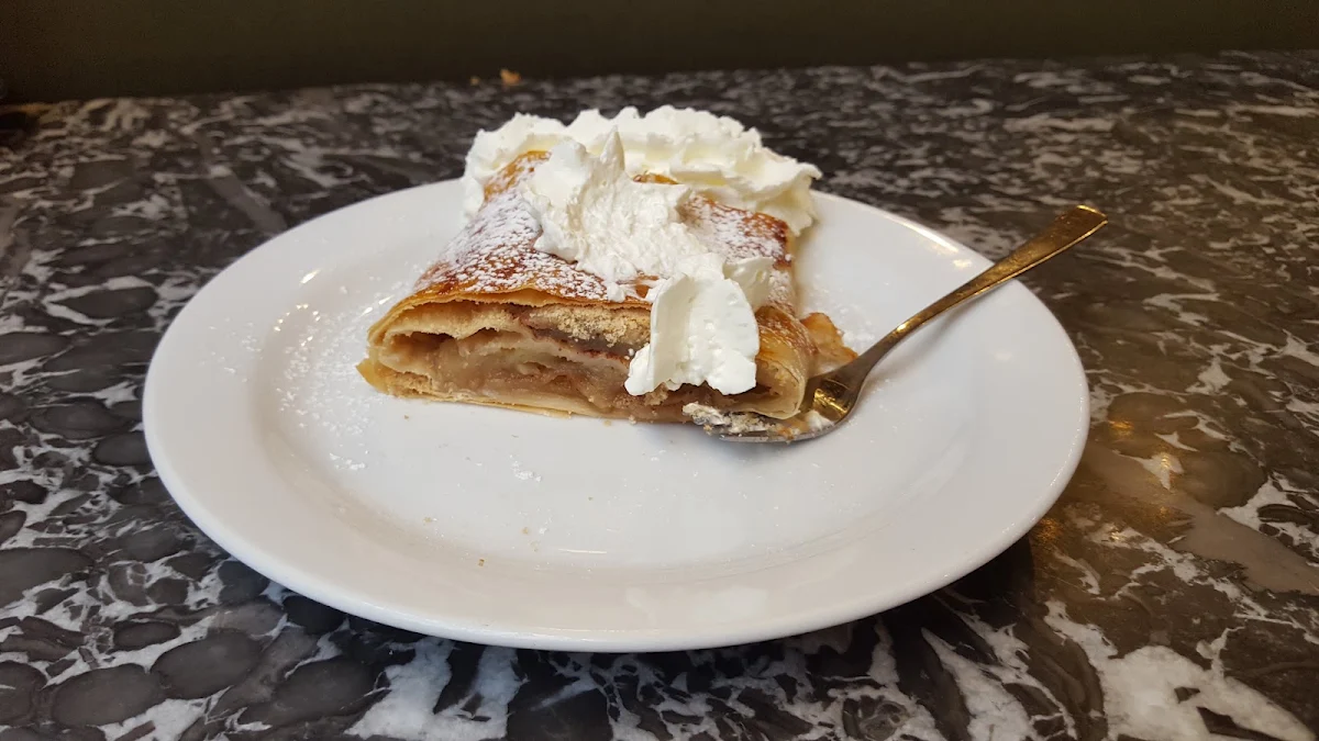 Apple Strudel