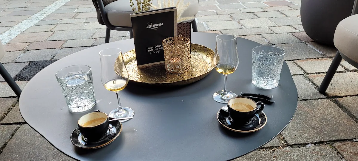 Espresso Mit Alter Zwetschge