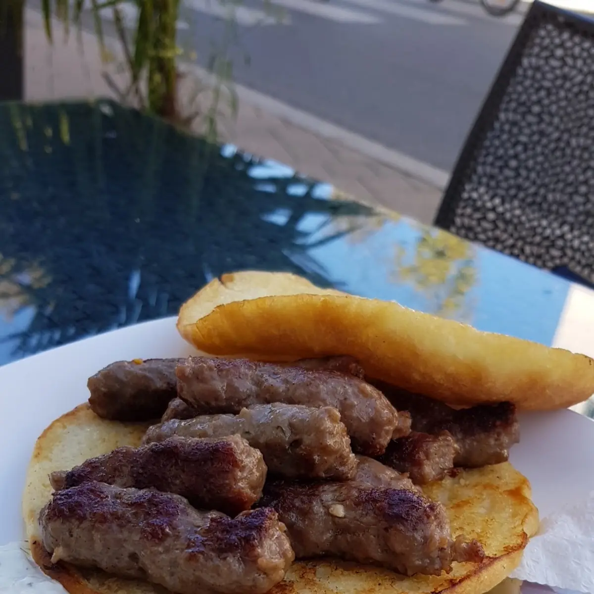 Pleskavica Mit Pommes