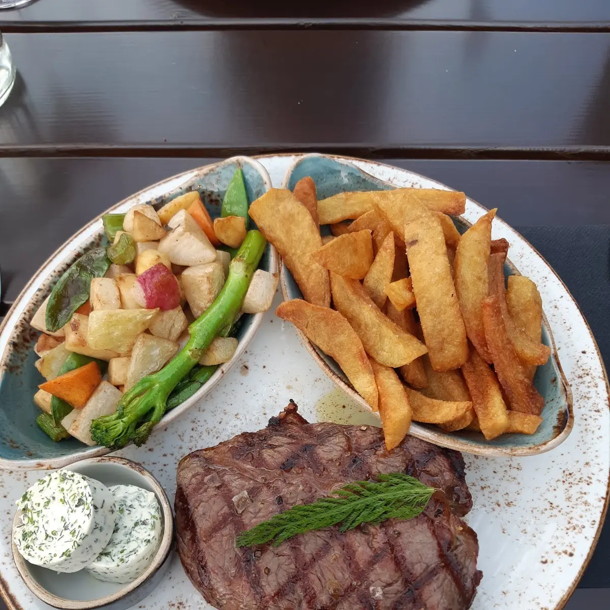 Rib-Eye Steak