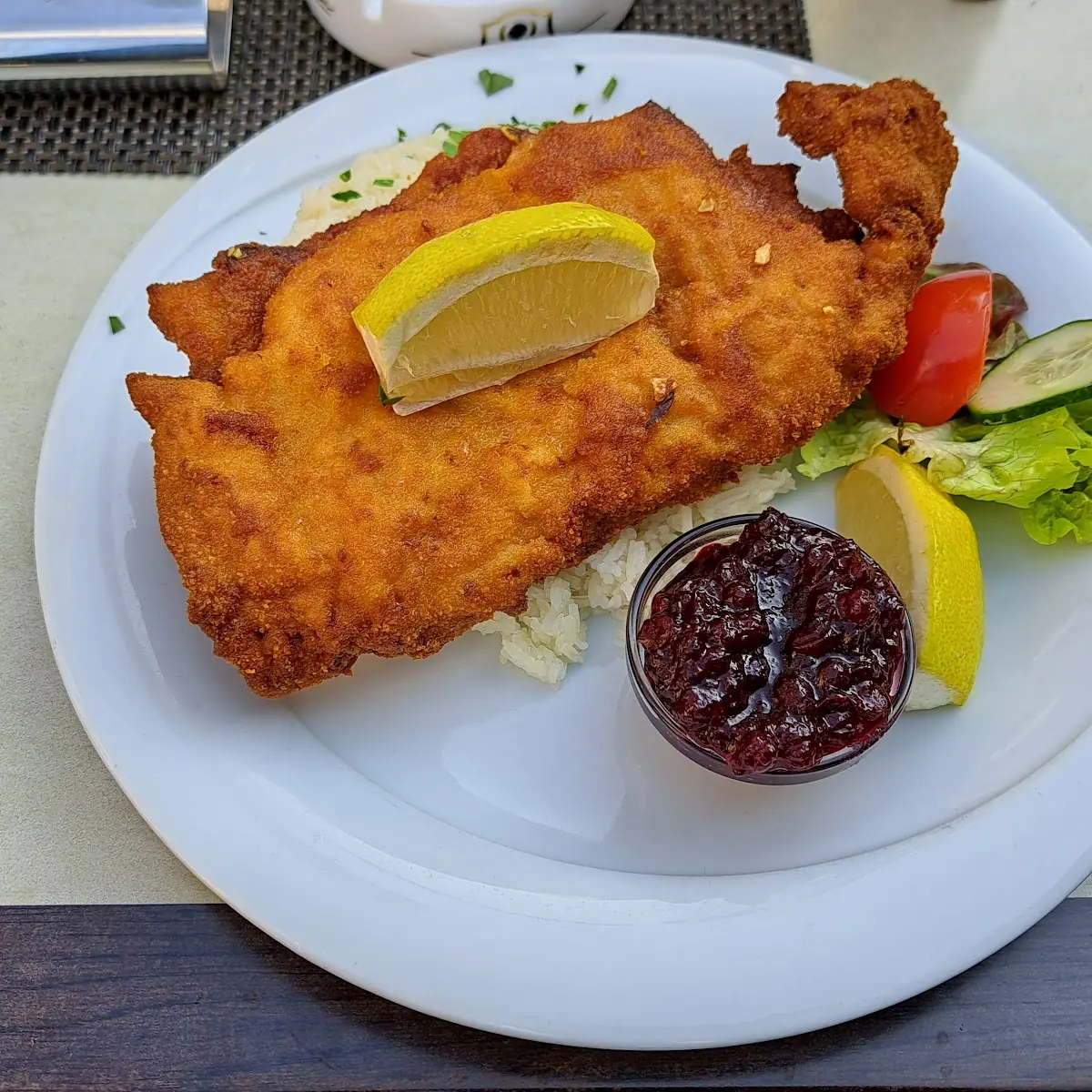 Cordon Bleu Mit Reis Und Kartoffeln