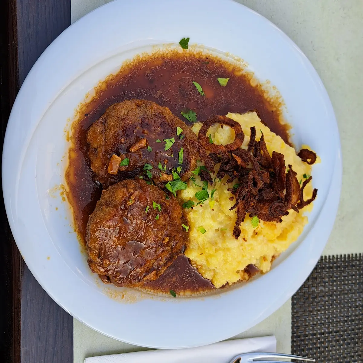 Faschierte Laibchen Mit Kartoffelpüree