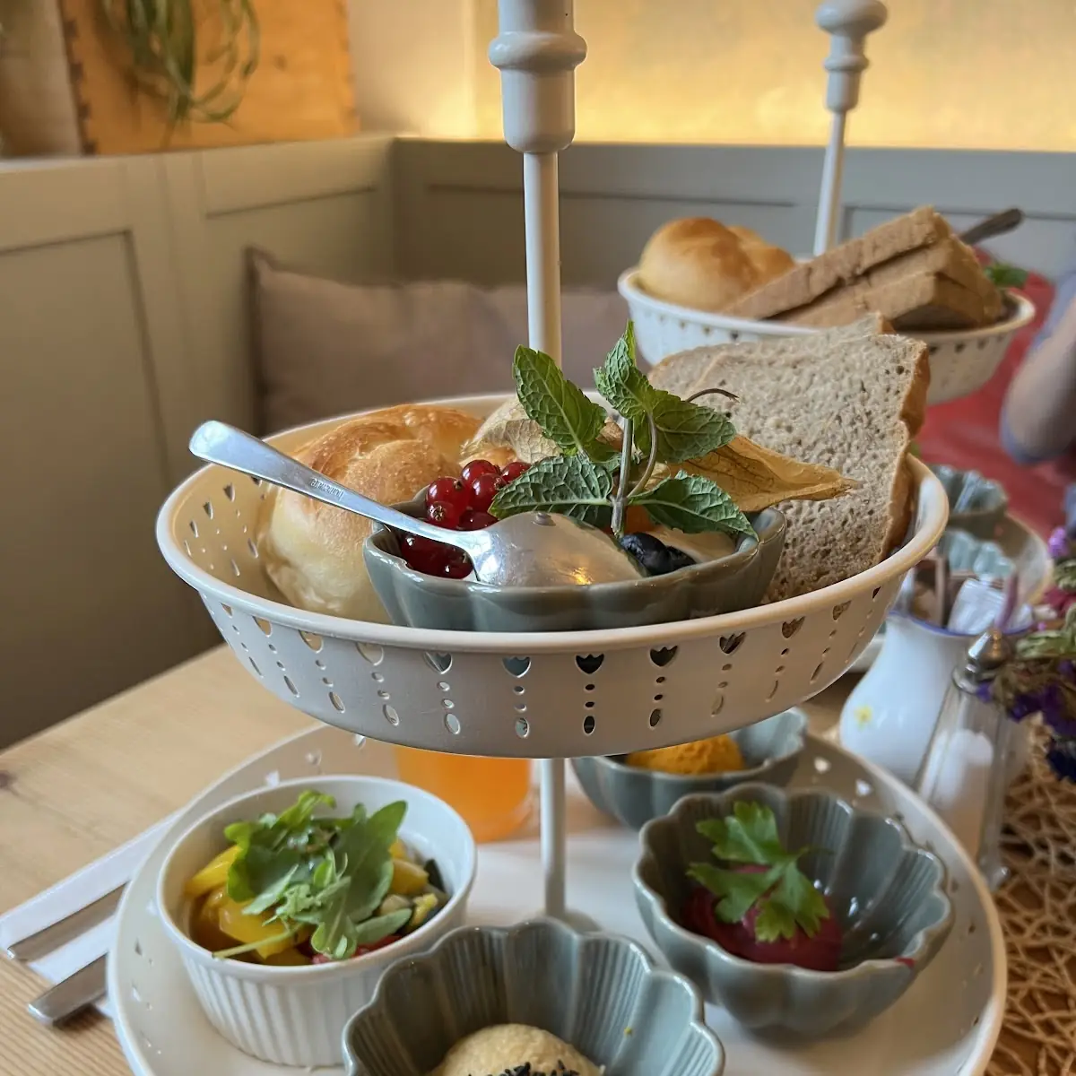 Humus, Cafe Frau Franzi