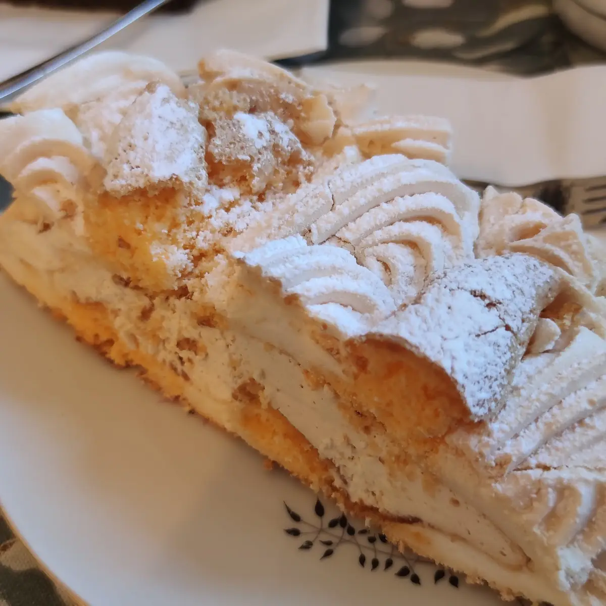 Kardinalschnitte, Cafe Frau Franzi