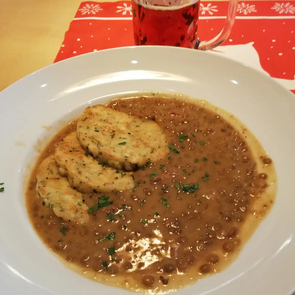 Specklinsen Mit Serviettenknödel