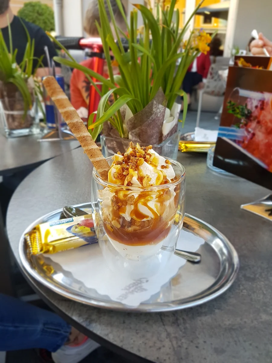Eis Mit Caramel