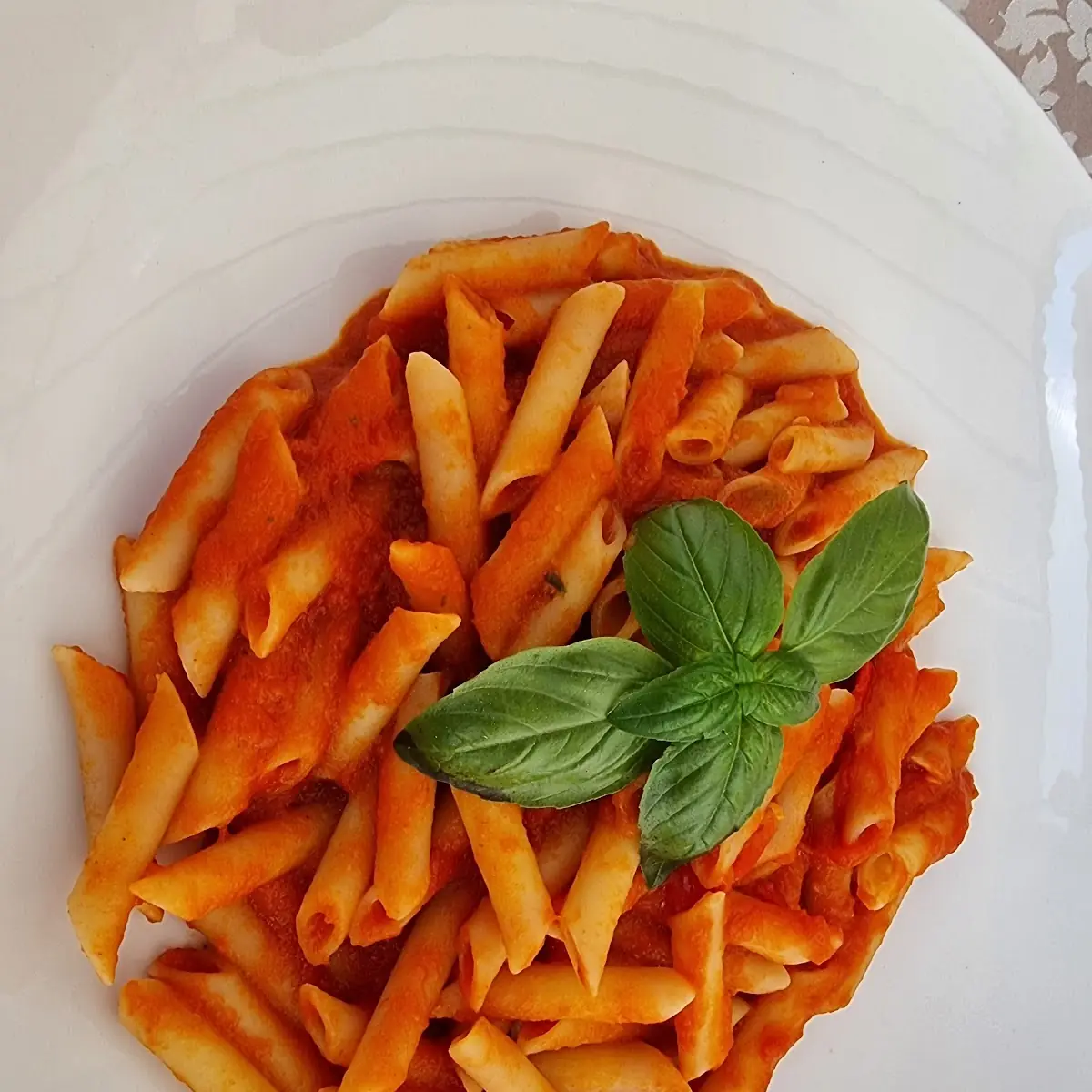 Pennen Mit Scharfer Tomatensauce