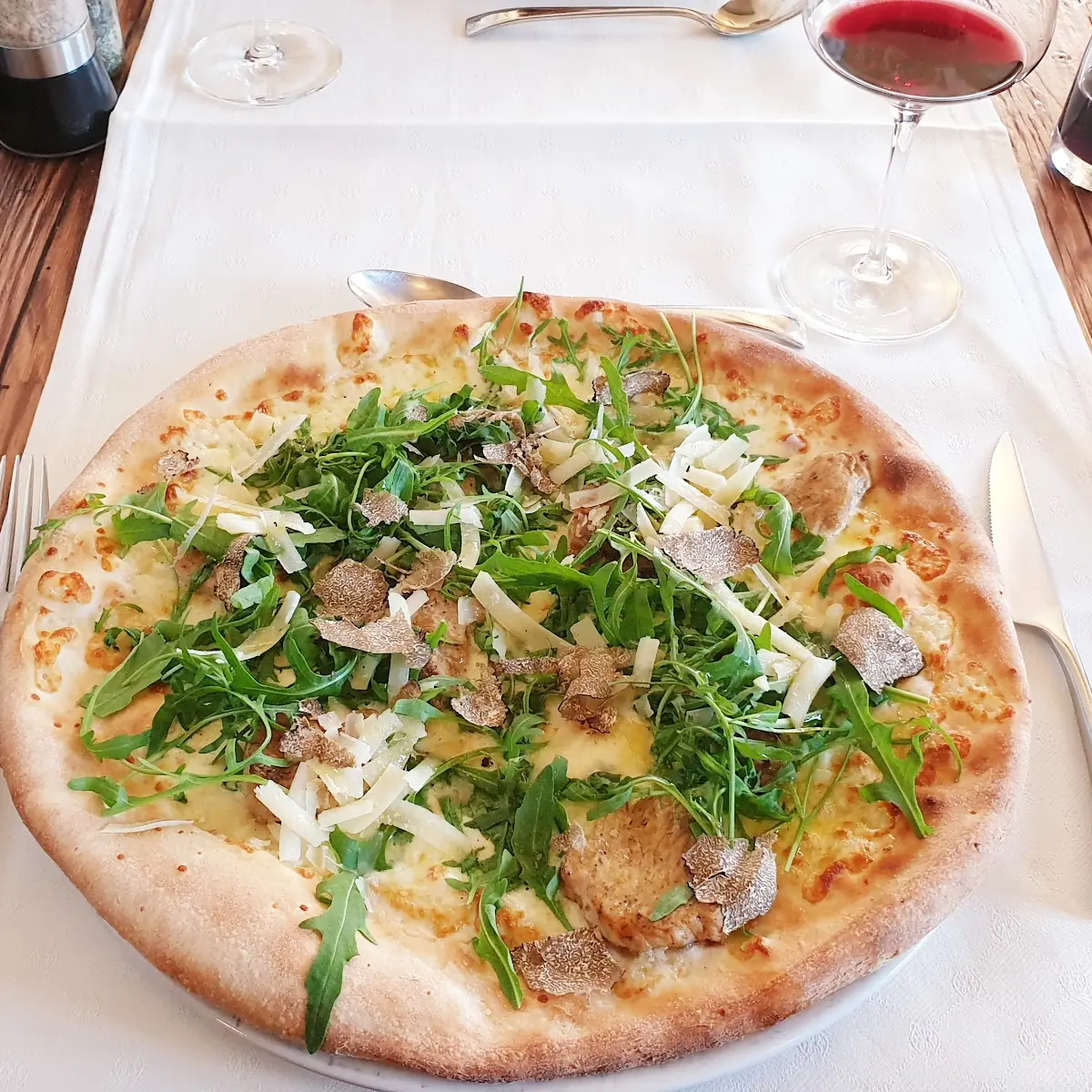 Trüffel Pizza