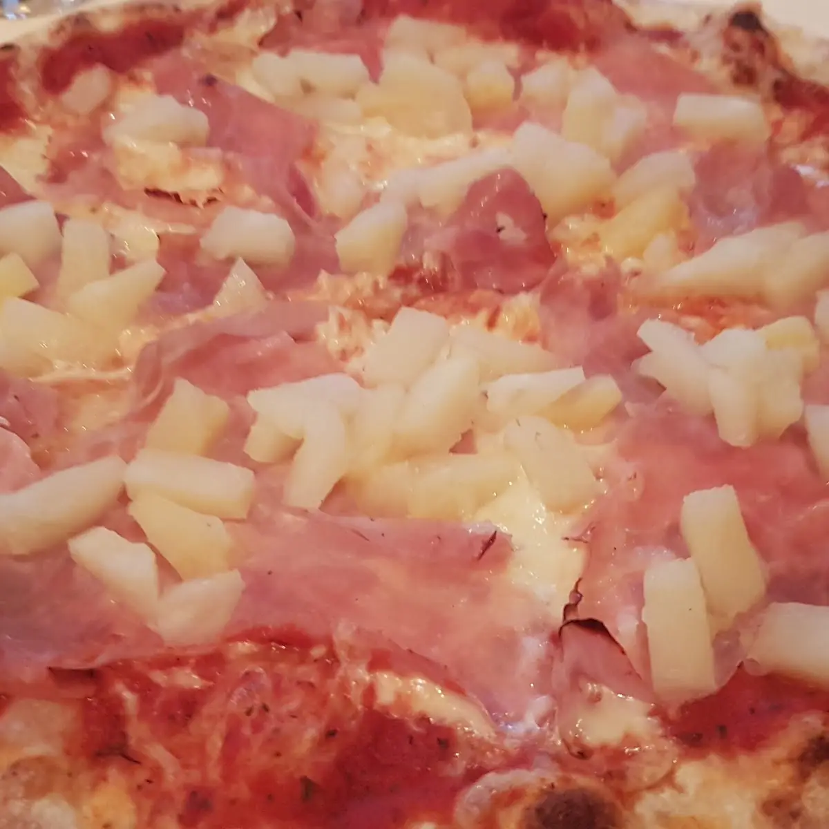 Pizza Hawaii