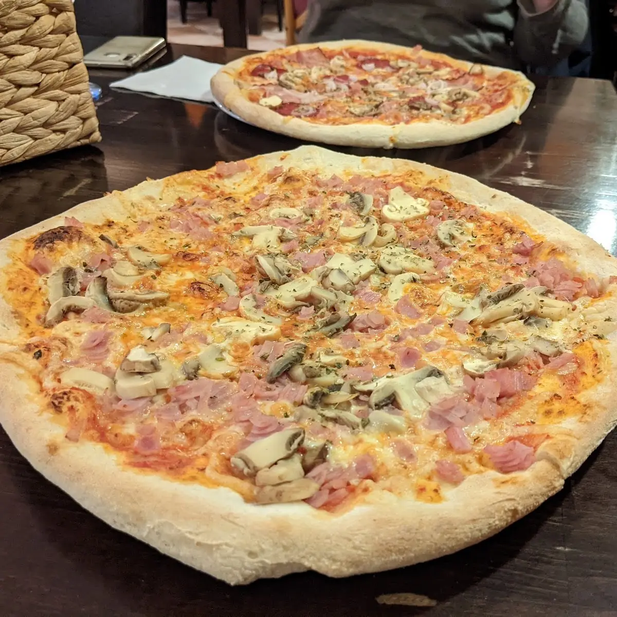 Pizza Schinken Champignons