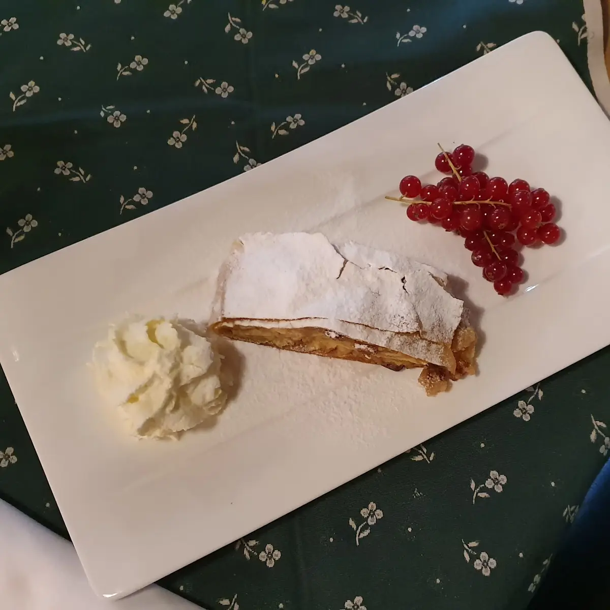 Apfelstrudel