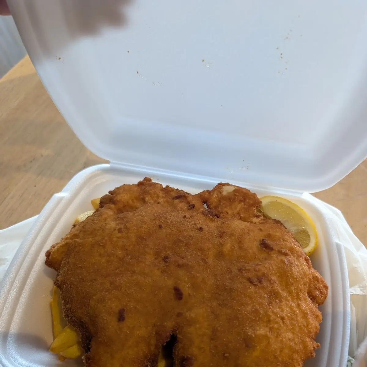 Hühnerschnitzel Mit Pommes