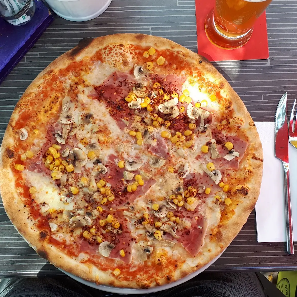 Pizza Di Libelle Ohne Salami Mit Extra Knoblauch Und Extra Chilli