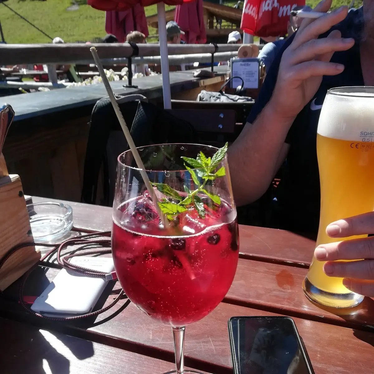 Rotwein Gespritzt
