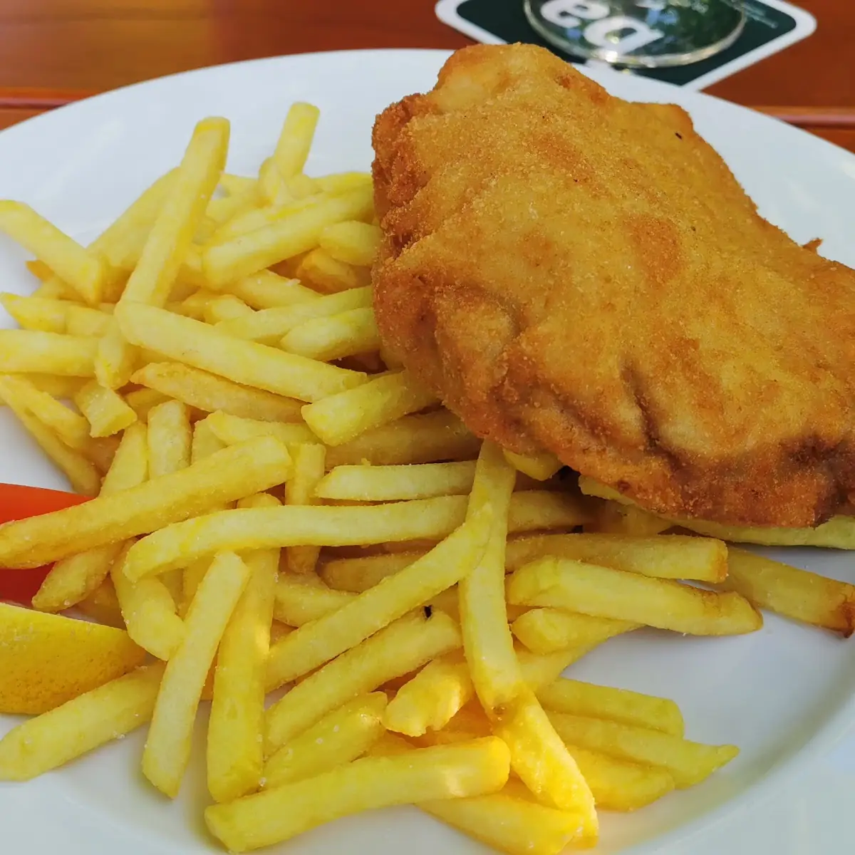 Cordon Bleu Vom Schwein Mit Pommes Frites