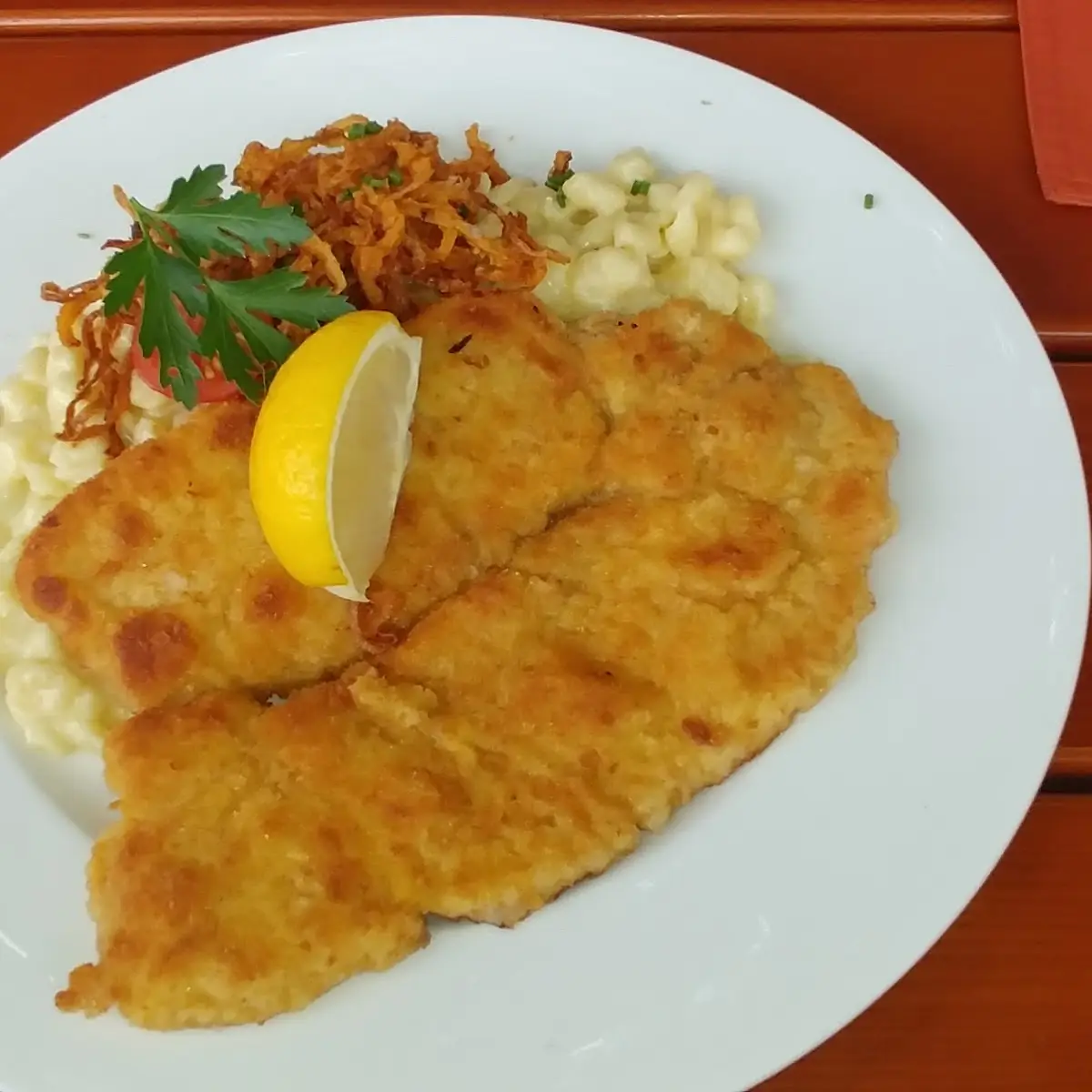 Sondergericht Käsespätzle Mit Schnitzel