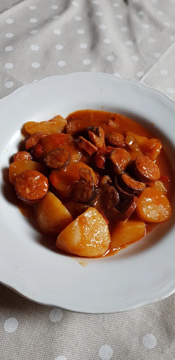 Erdapfelgulasch