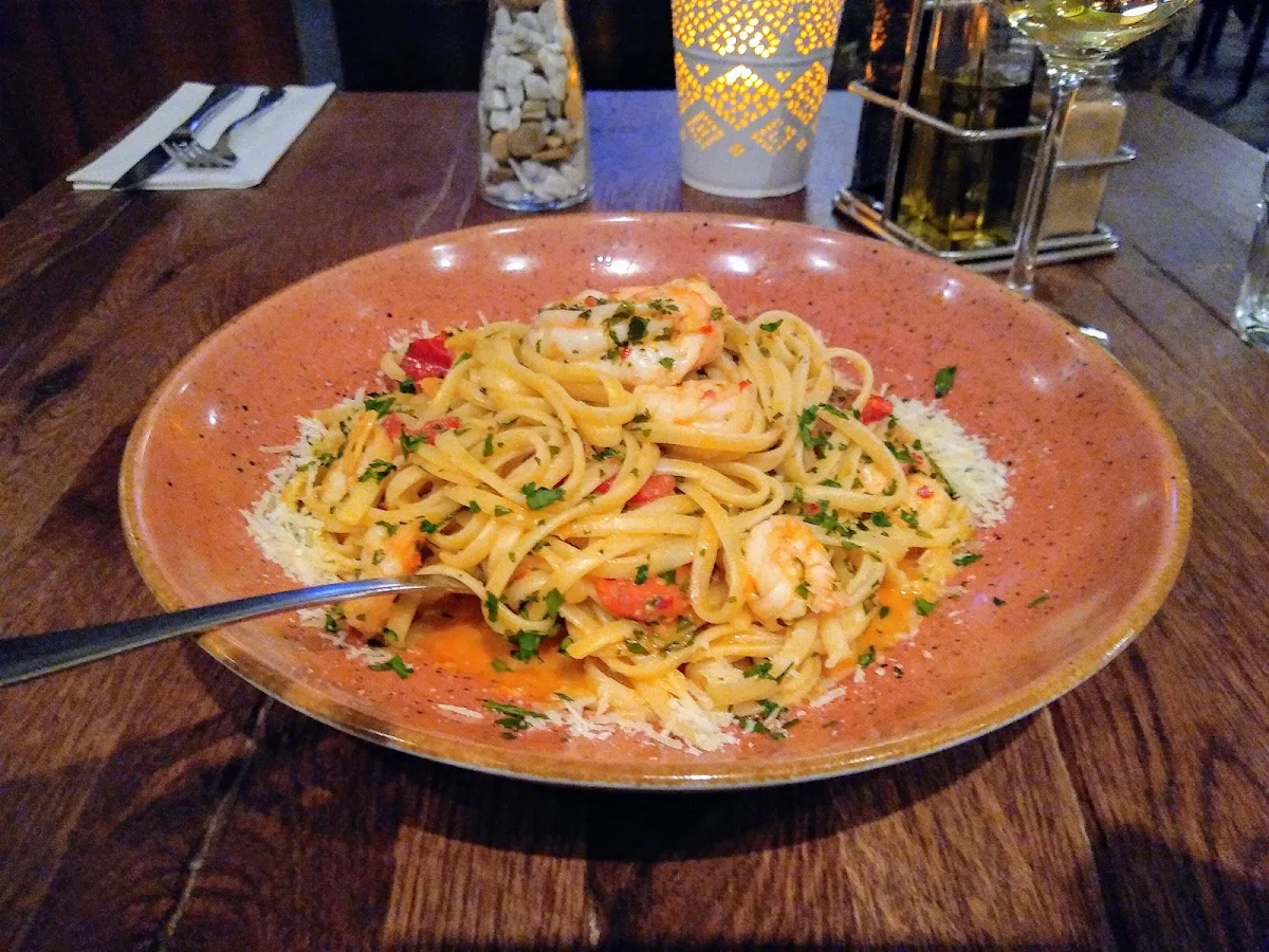 Aglio Oglio E Peperoncino Shrimps & Prown