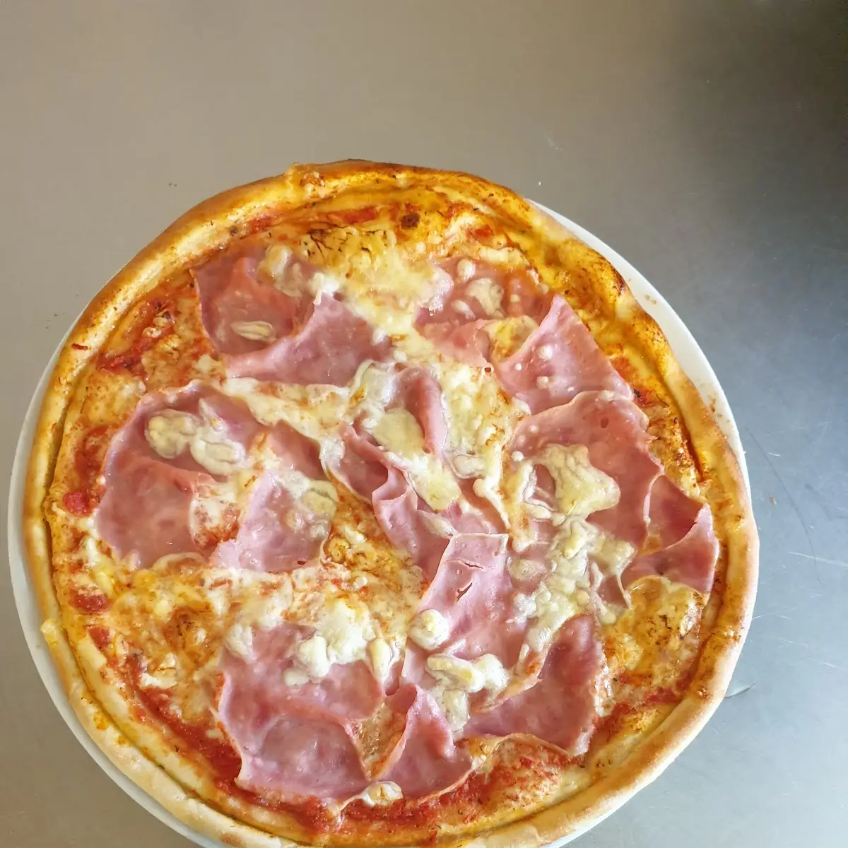 Pizza Napoli