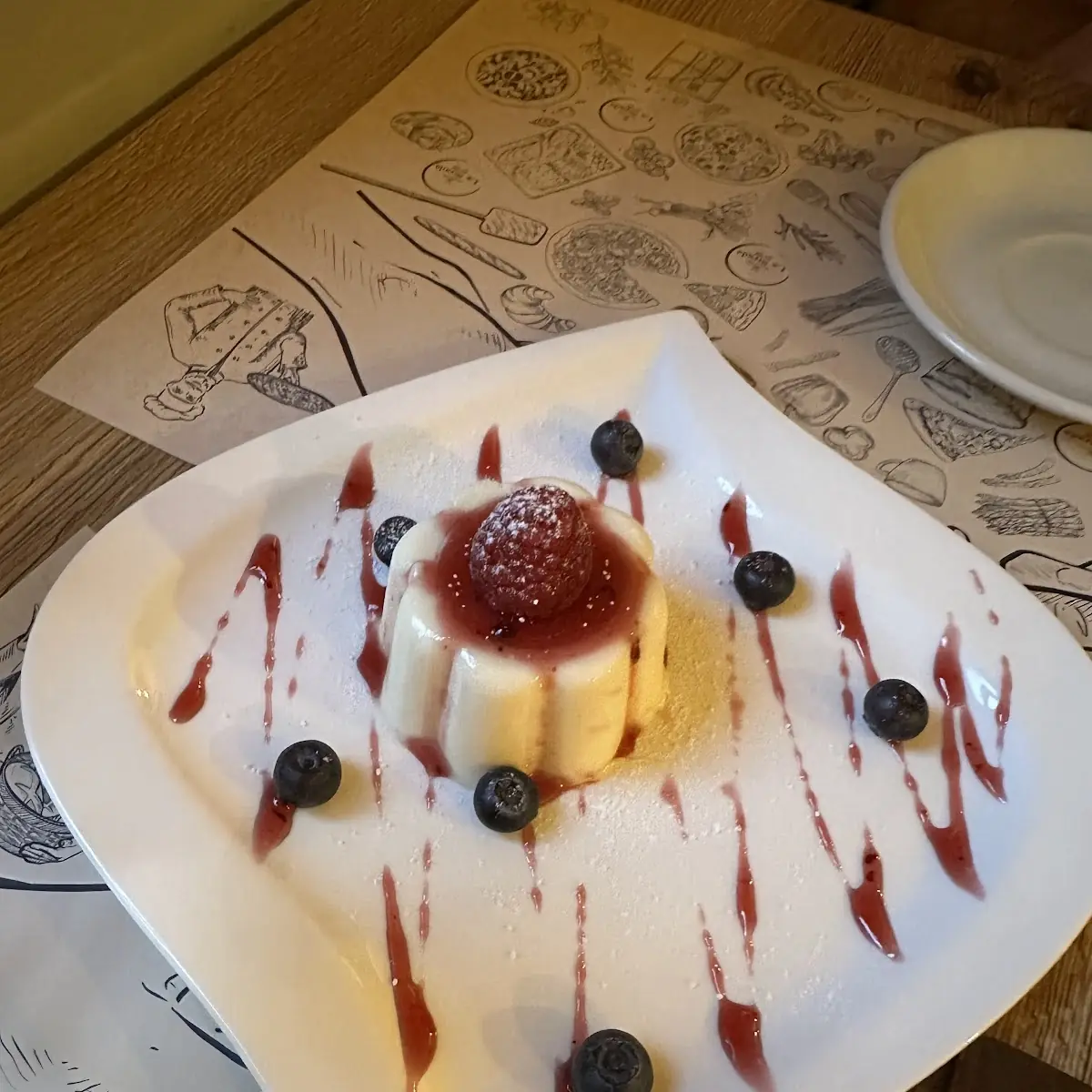Panna Cotta Con Salsa Ai Frutti Di Bosco