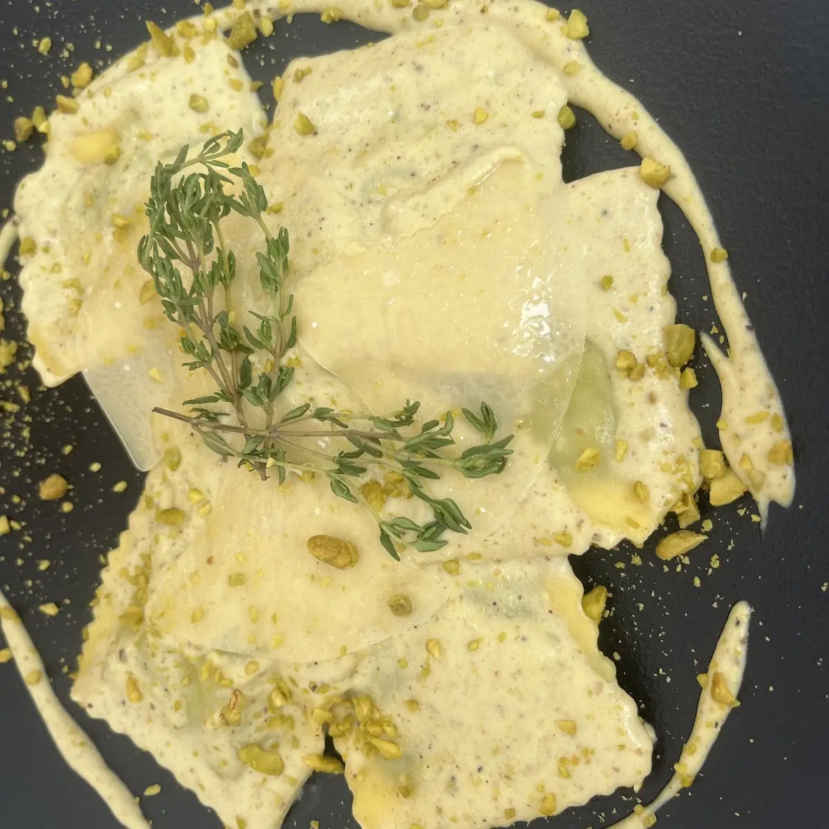 Ravioli Con Crema Di Pistachio