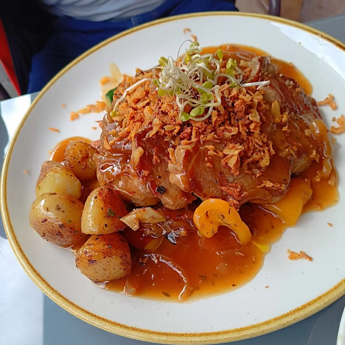 Zwiebelrostbraten