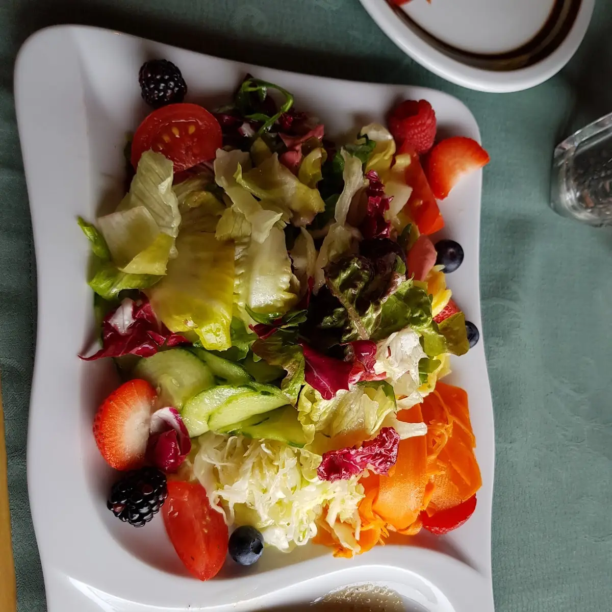 Fitnesssalat I Gegrillte Hühnerstreifen