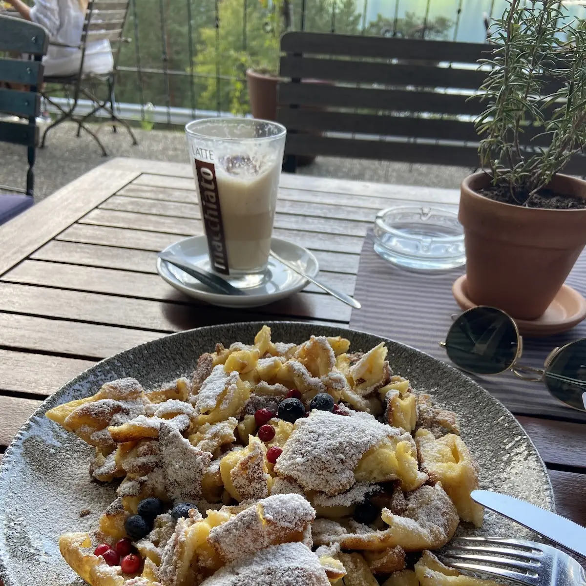 Kaiserschmarren Mit Apfelmus