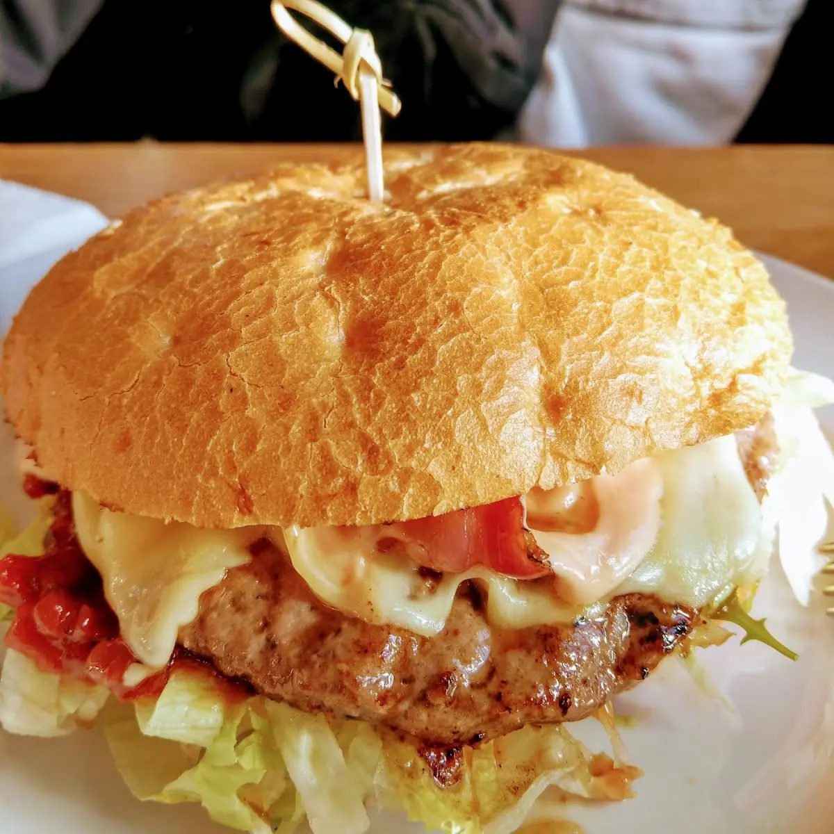 Cheese Burger Mit Speck
