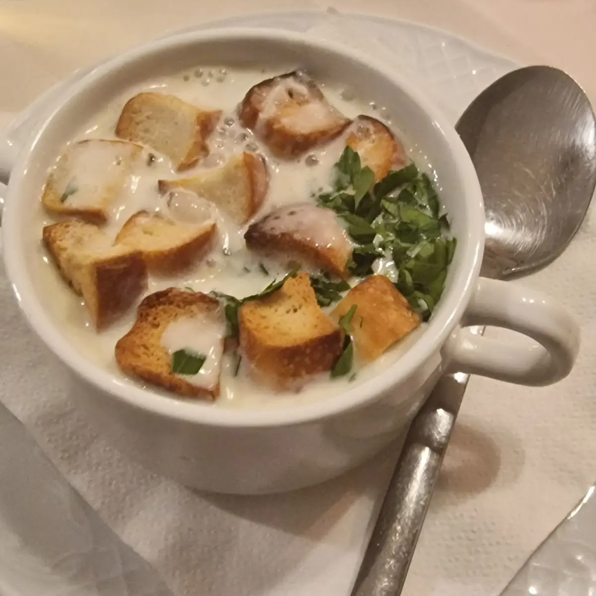 Knoblauchcremesuppe