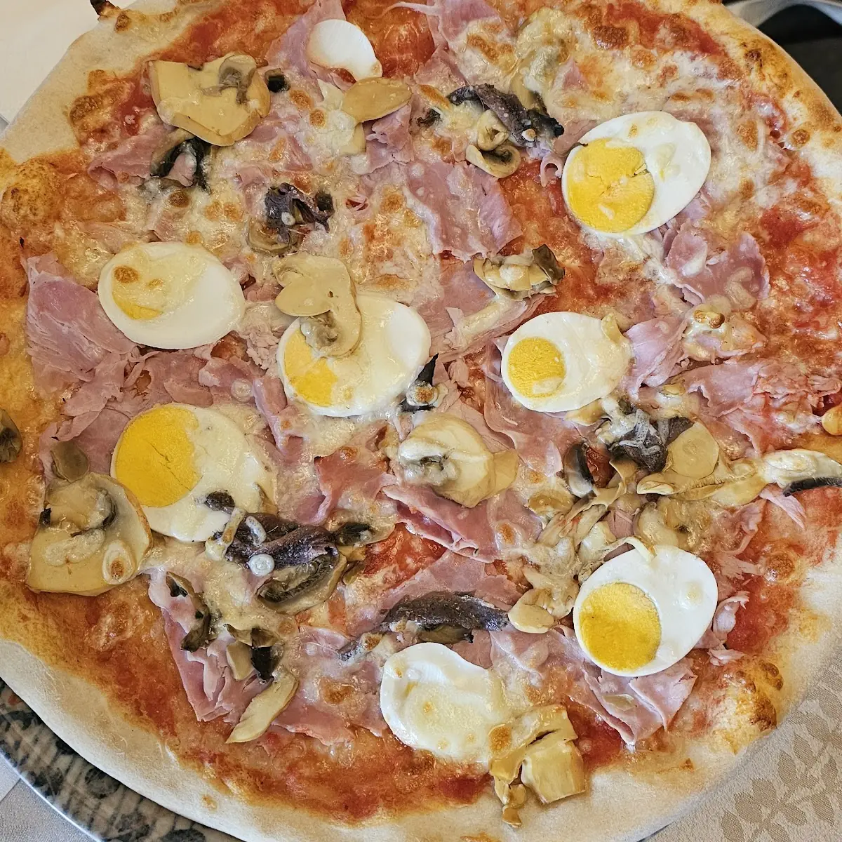 Pizza Capricciosa