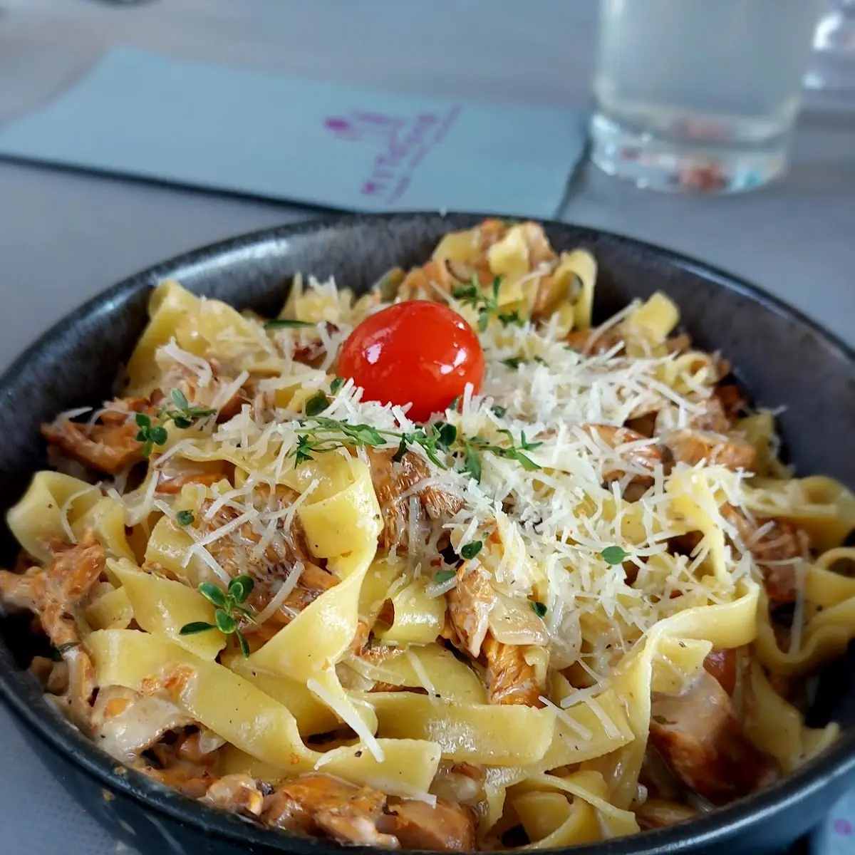 Tagliatelle Mit Eierschwammerl