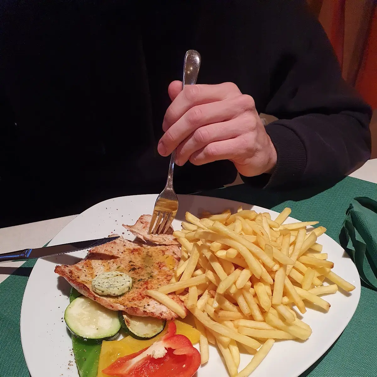 Grilled Chicken and Fries