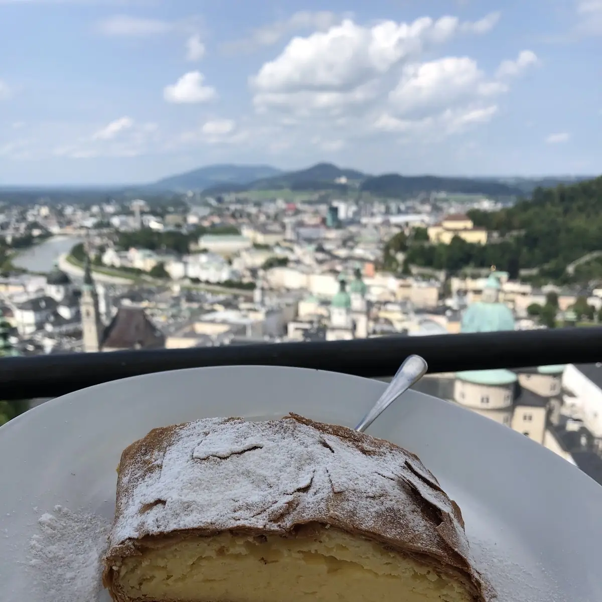 Topfenstrudel