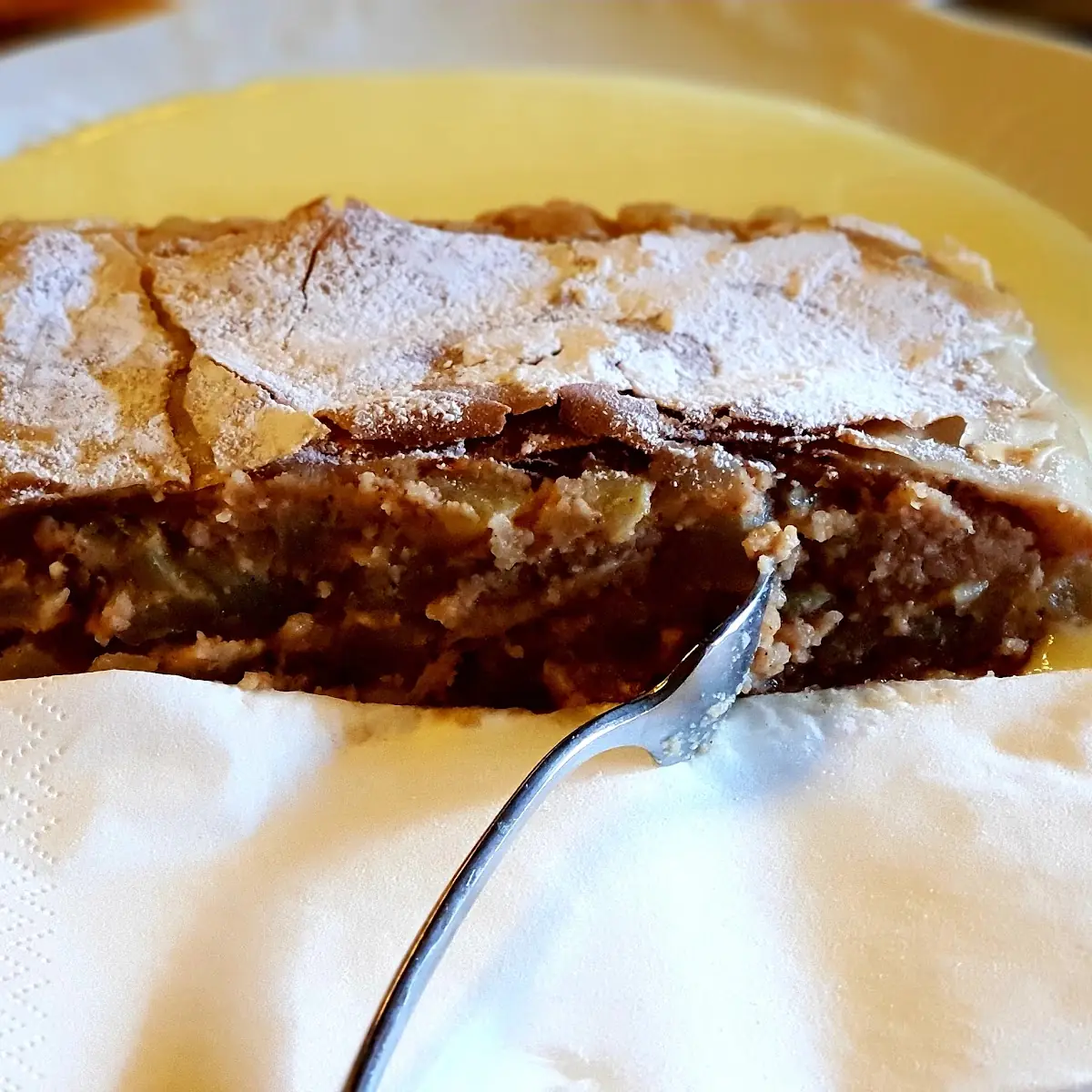 Warmer Apfelstrudel Mit Vanillesauce
