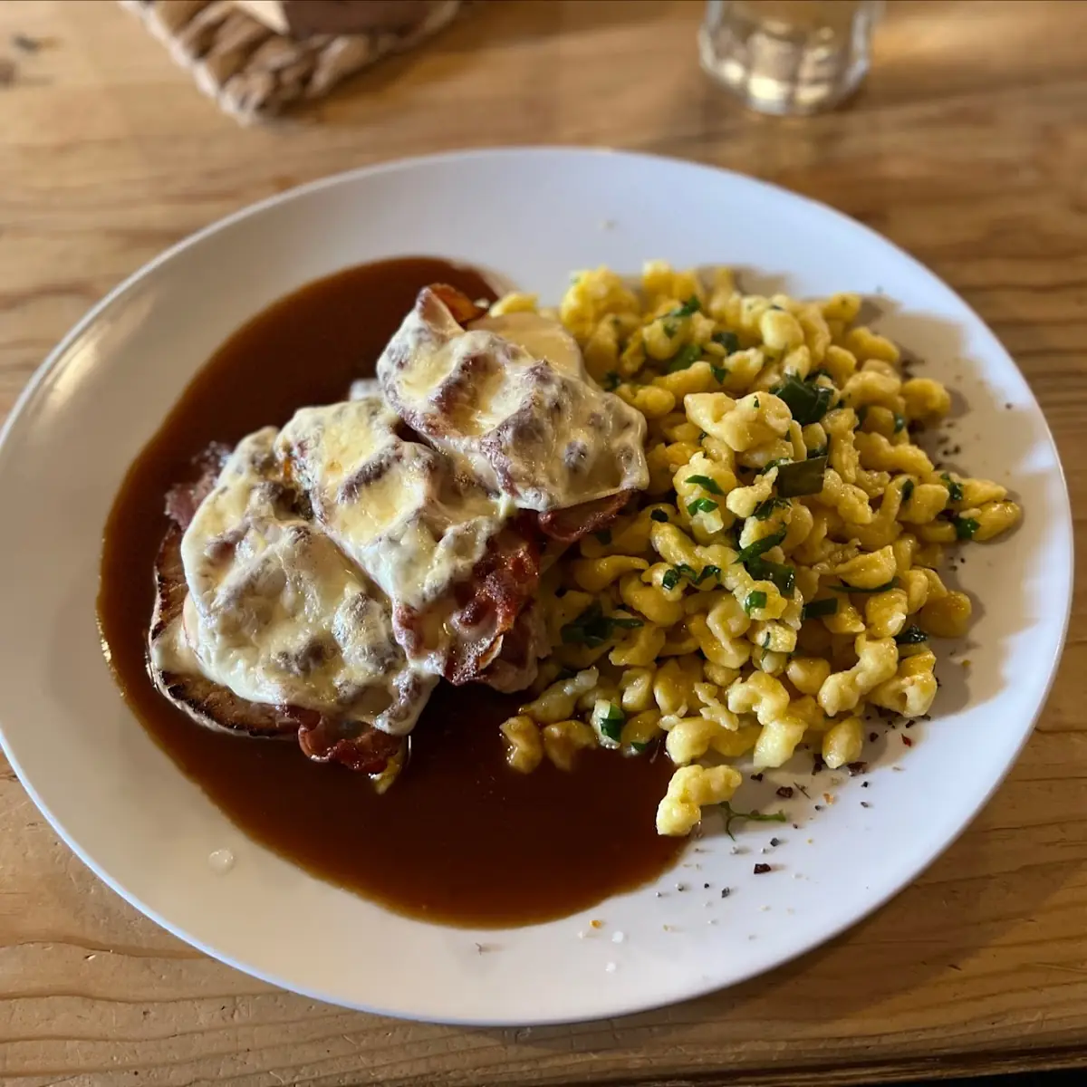 Stubaierschnitzel Mit Spätzle
