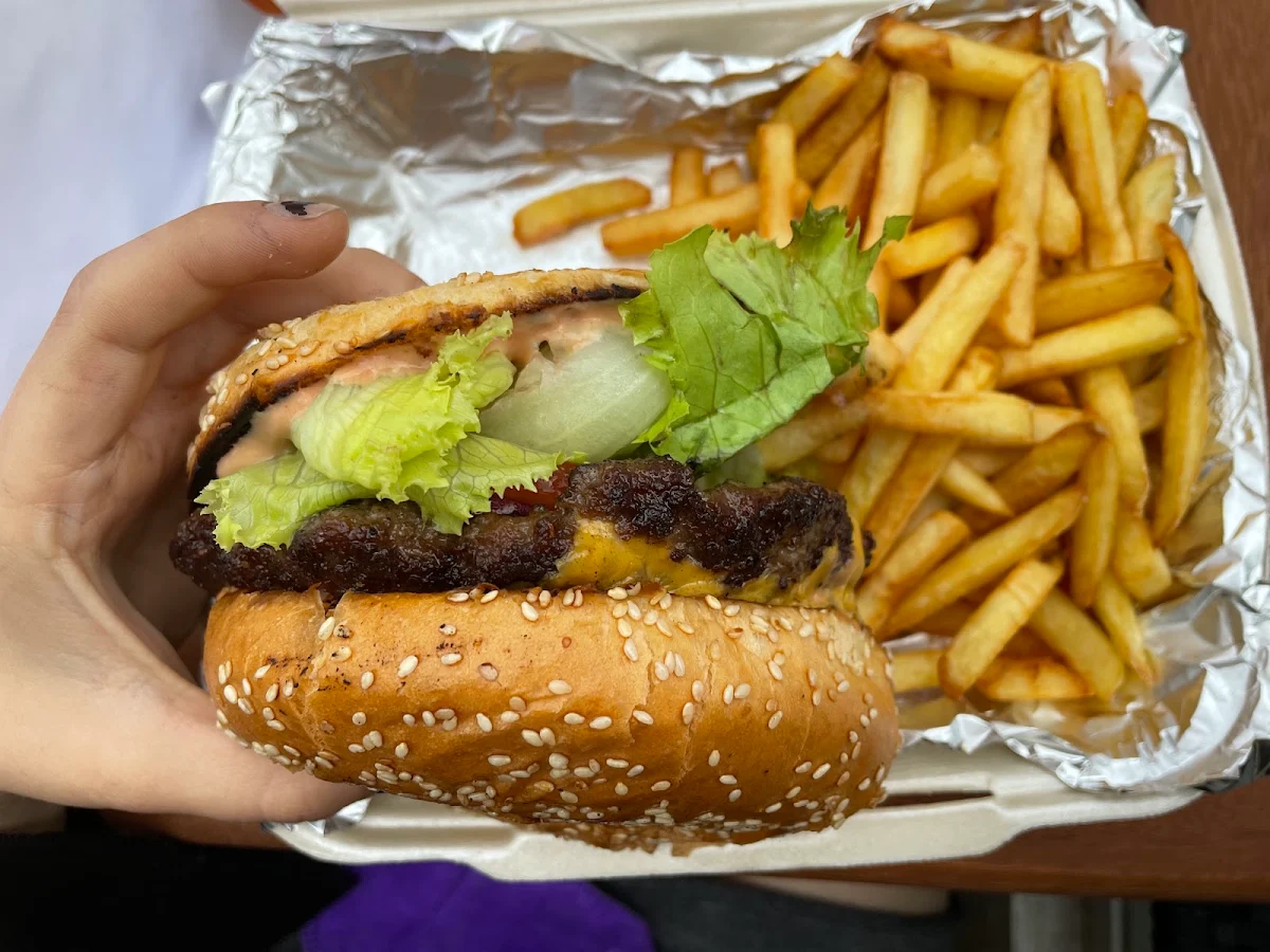XL Veggie Falafel Burger