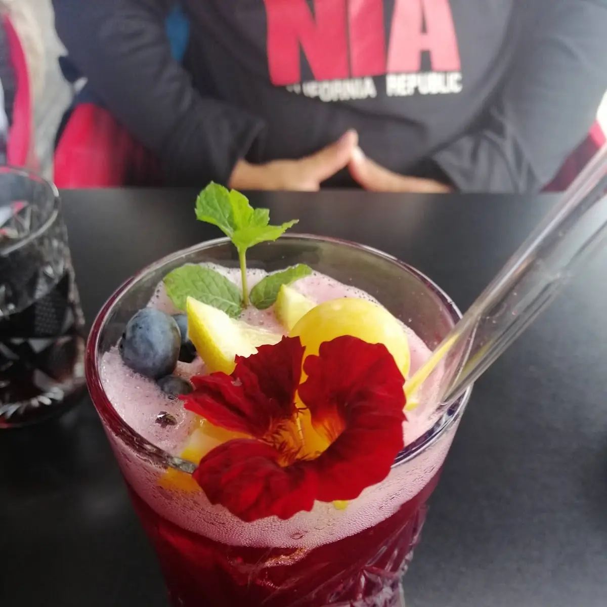 Selbstgenachte Limonaden