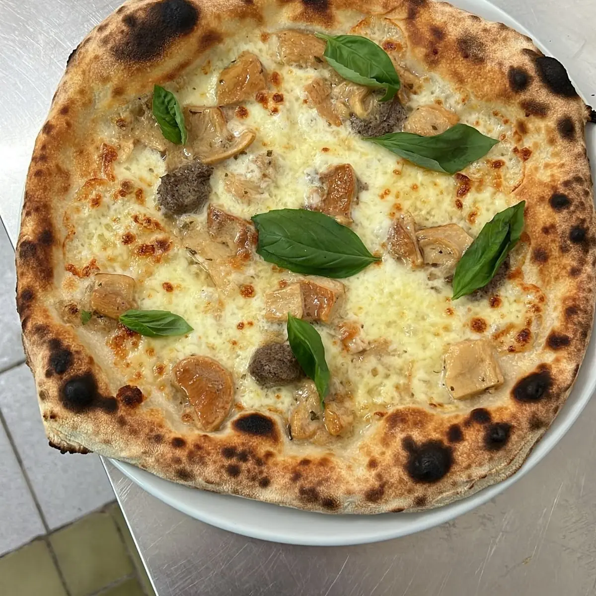 Caprese Pizza