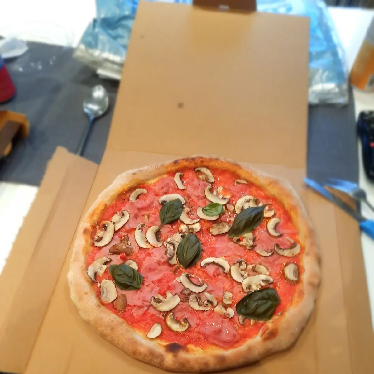Pizza Cotto E Funghi Ohne Käse