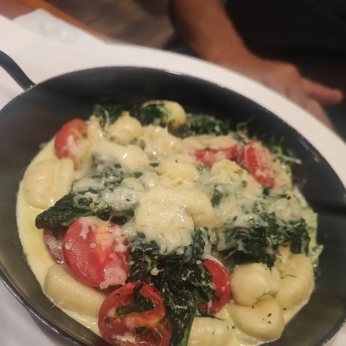 Gnocchi Mit Spinatcreme Schafskäse Und Cocktailtomaten