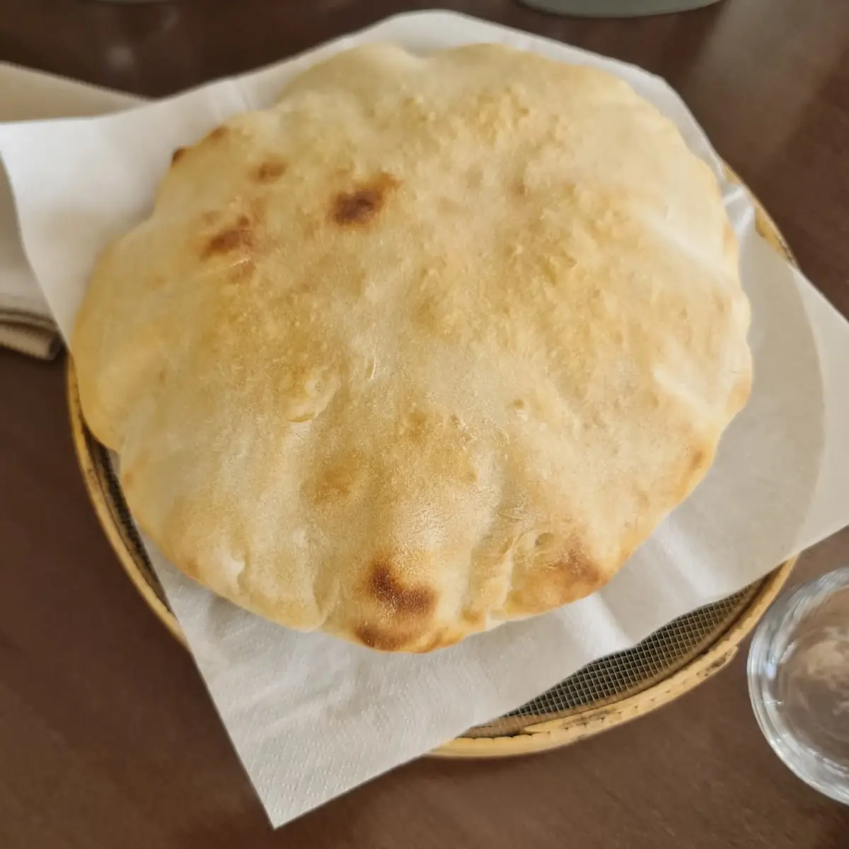 Lepinja, Panorama Caffe Brasserie
