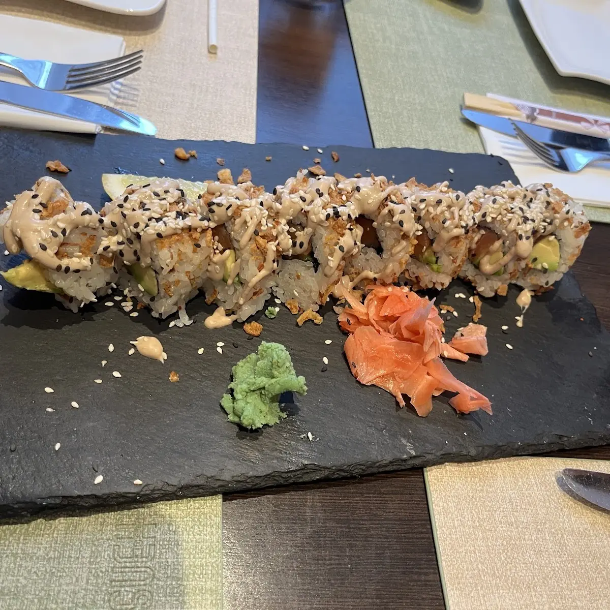 Crispy Lachs Roll
