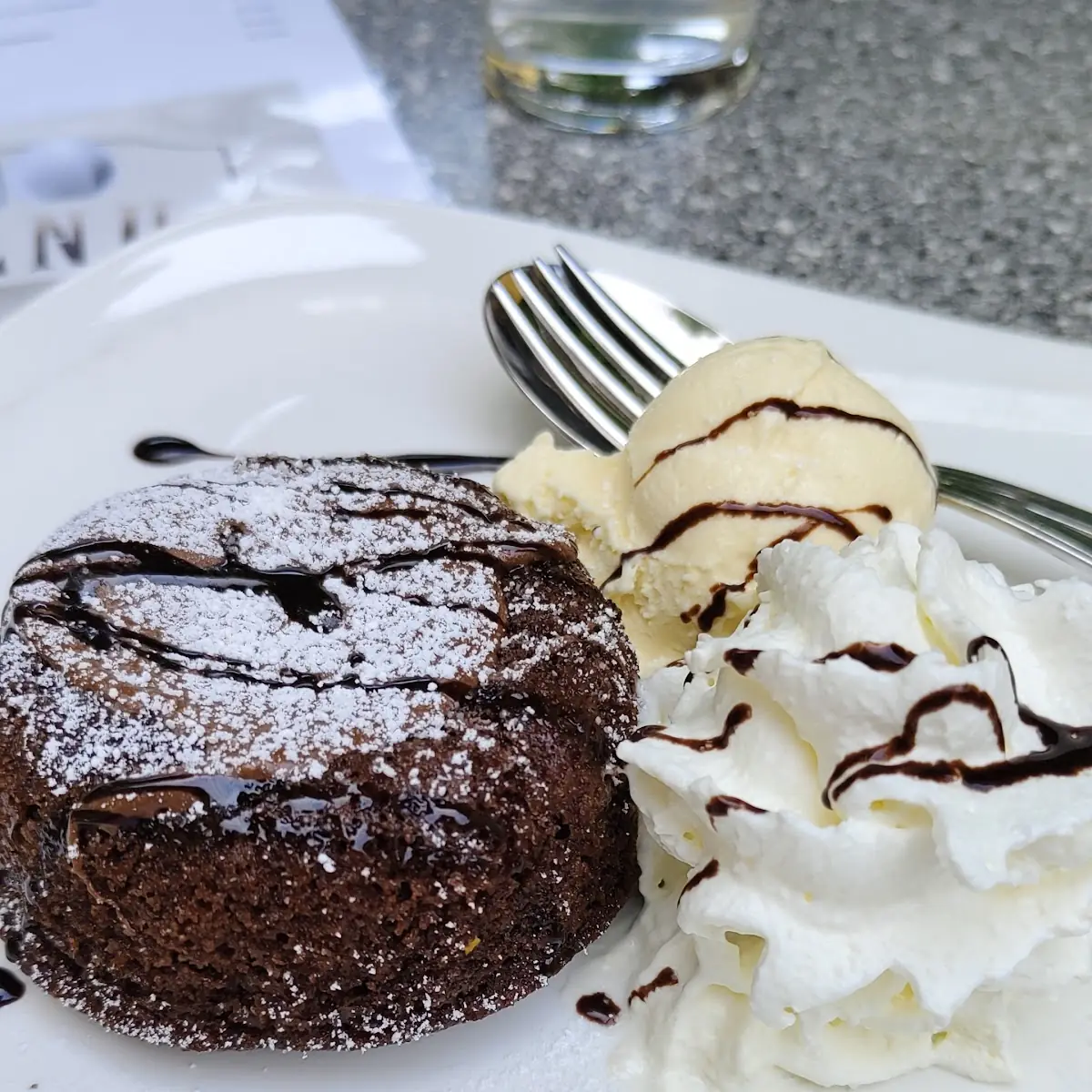 Schokotörtchen Mit Nutella Und Vanilleeis