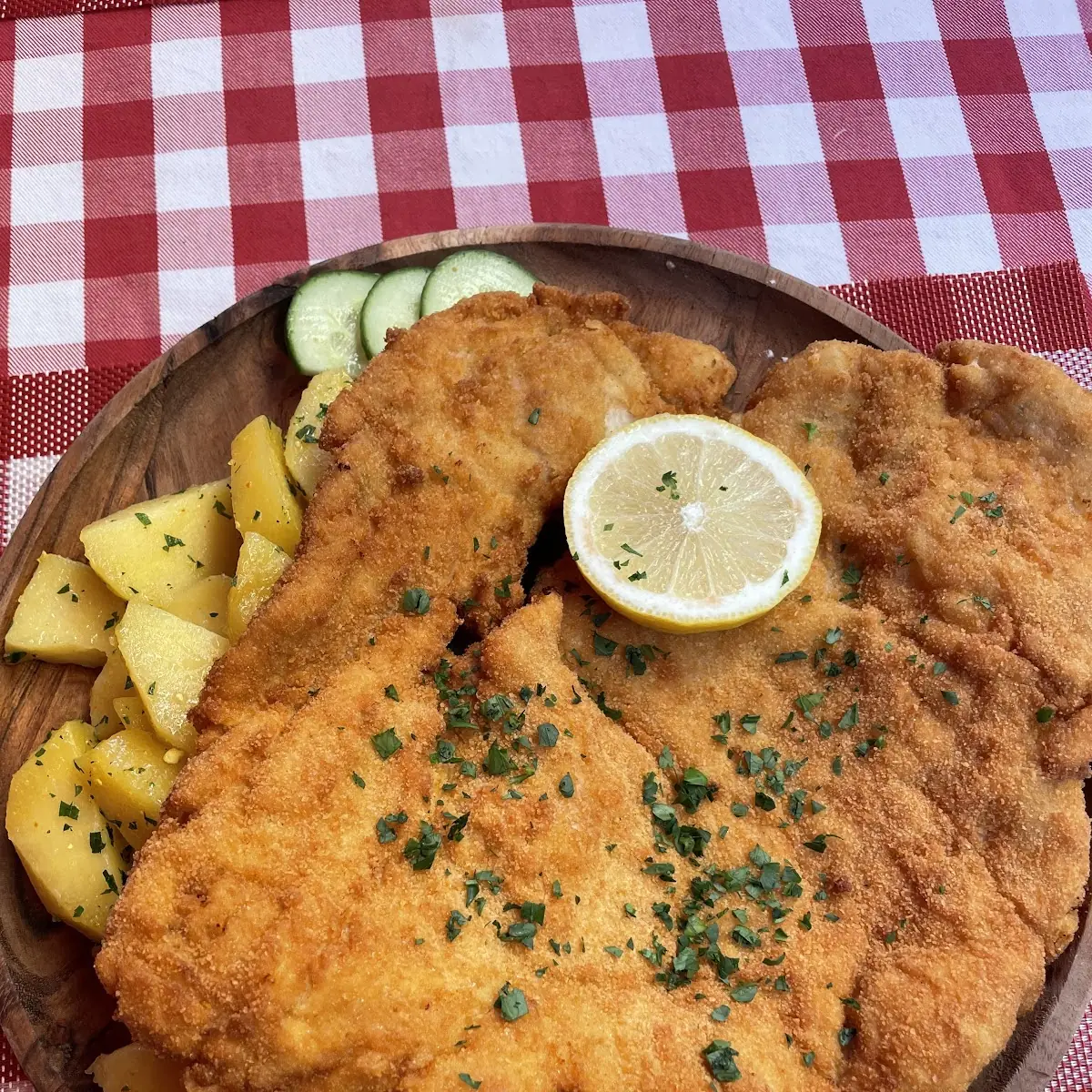 Original Wiener Schnitzel Vom Kalb Mit Erdäpfeln